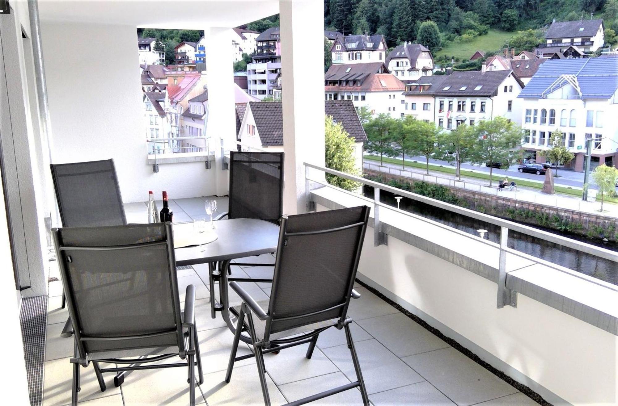 Ferienwohnung Enzblick Bad Wildbad Ngoại thất bức ảnh